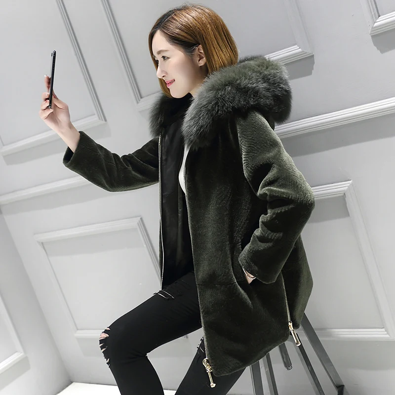 2022 women natural real sheep shearling fur coat 100% real shearling jacket with real The fox fur winter lady real wool fur