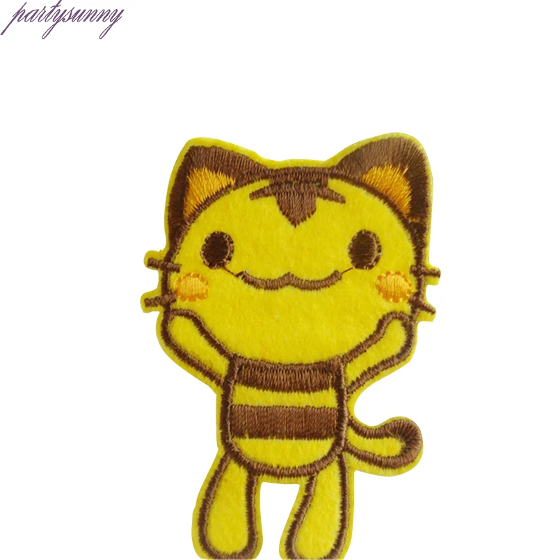 PF Rabbite Патч Полоса для Одежды Вышитые Железа На Патчи Симпатичный Медведь