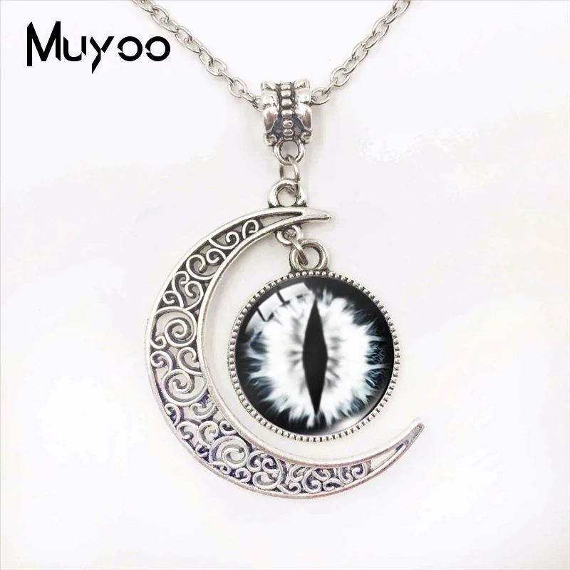 Ожерелье в виде кошачьих глаз с Луной