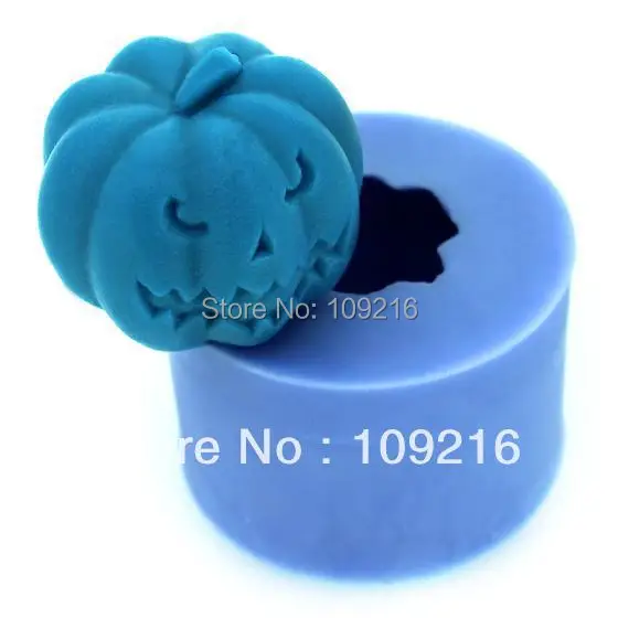 wholesale!!!New 3D  Pumpkin with Buck-Toothed (LZ0113)  Silicone Handmade Candle Mold Crafts DIY Mold