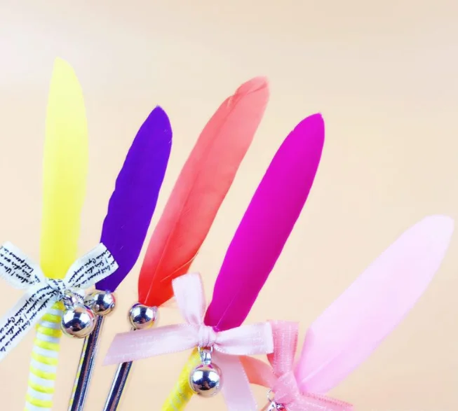 

1 Pcs Cute Korean Stationery Diamonds Head Candy Color Feather Shape School Office Gel Pens 0.5mm Signature Pens Gifts