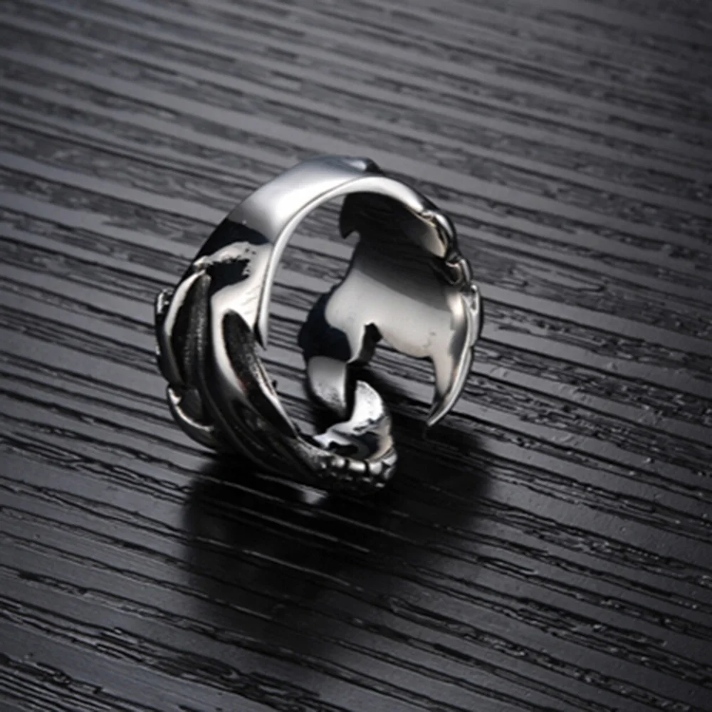 Fashion Accessories Punk Chrome Jewelry Titanium Steel Dragon Claw Heart Party Rings for Men images - 6
