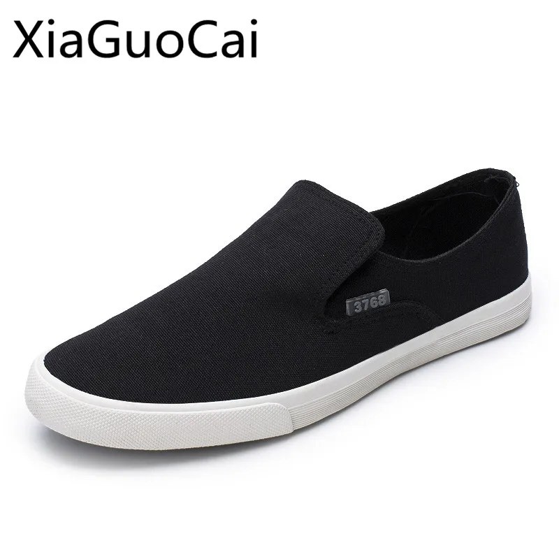 

Brand High Quality Lazy Shoes Flat Men Loafers Lightweight Round Toe Male Sneakers Slip on Student Casual Shoes