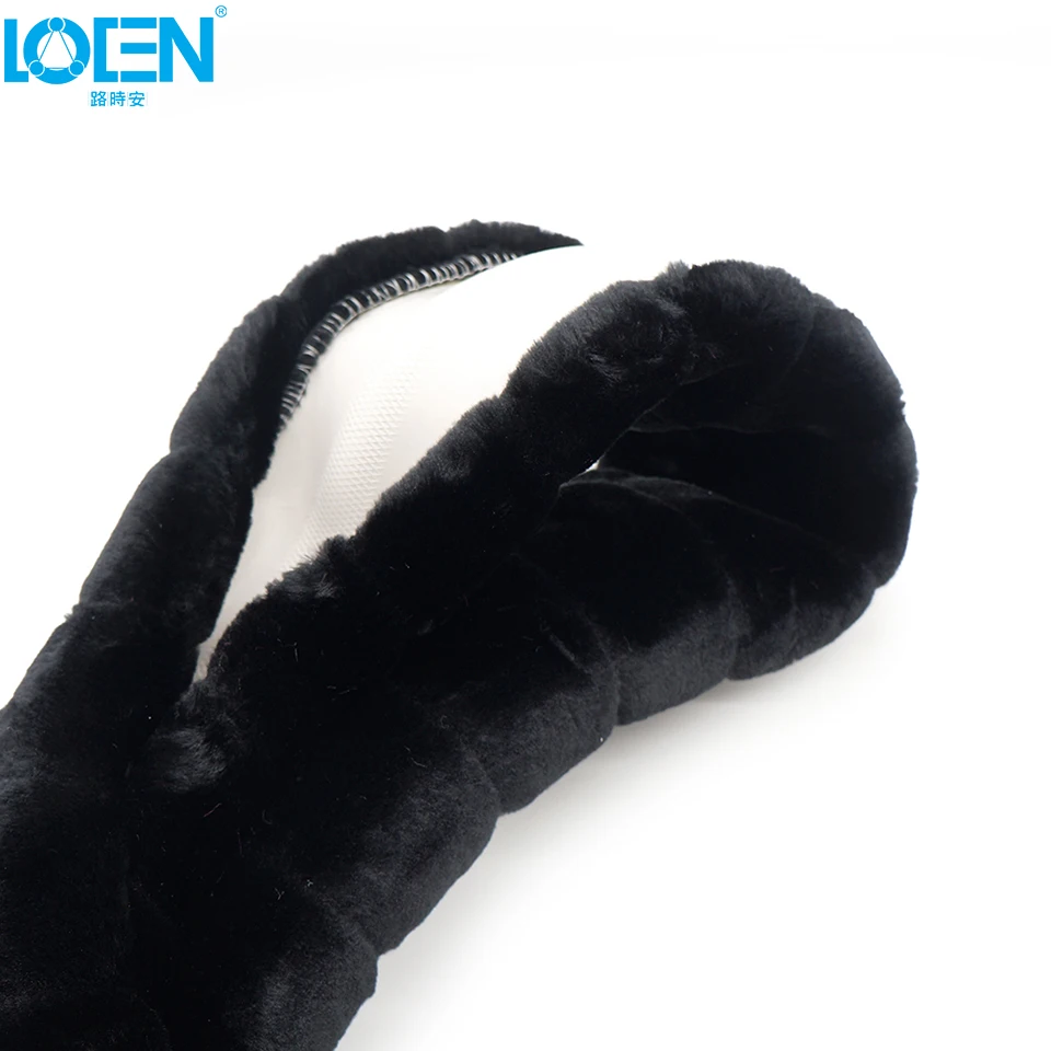 

1PC Winter Heated Plush Car Steering Wheel Cover For Ford BMW 0 Toyota Hyundai Chevrolet Skoda Kia Honda Bucik Lada