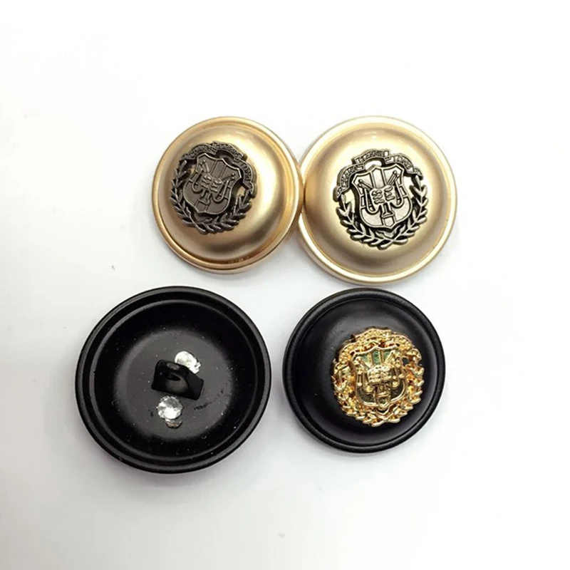 

50pcs high grade classic ladies' grament round shank metal buttons for clothes sewing hollow crown buttons for clothing 18-25mm