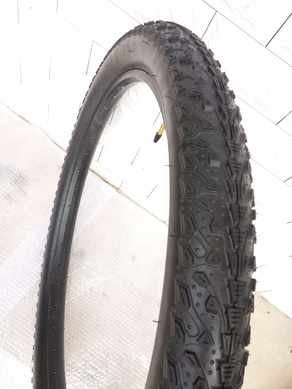 Бесплатная доставка Оригинальные велосипедные шины MTB 29er 26er 26*3 0 DH сверхлегкие.