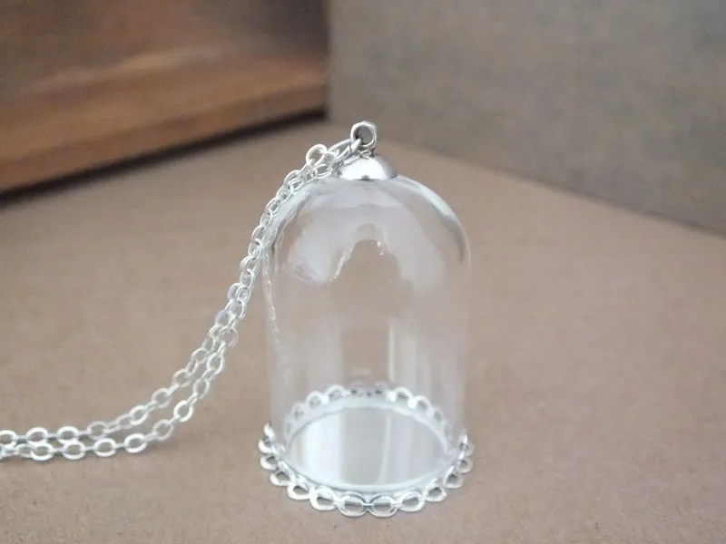 

Free ship!! 38x25mm Small arch glass globe bottle pendant,with silver flower shap base ,with chain,art jewelry pendant