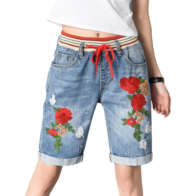 

Free shipping 2018 New Womens Embroidery plus size 26-36 shorts Flower Denim European And American Style Cool Fashion Ladies