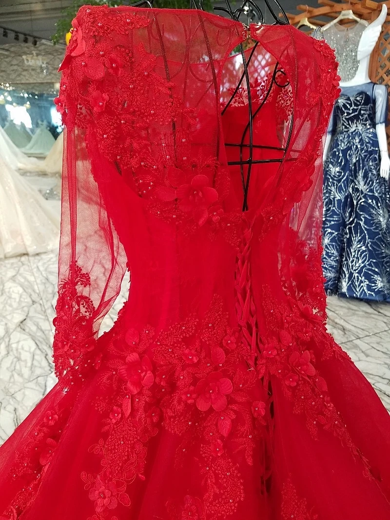 Красное платье для свадьбы 2018 кружевное бальное с круглым вырезом и