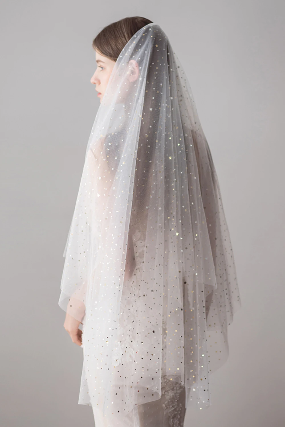 

Top Quality Cut Edge Two Tier White/Ivory with Shiny star Tulle Bridal Veil 1.2 M Length Tulle Wedding Veil with Comb