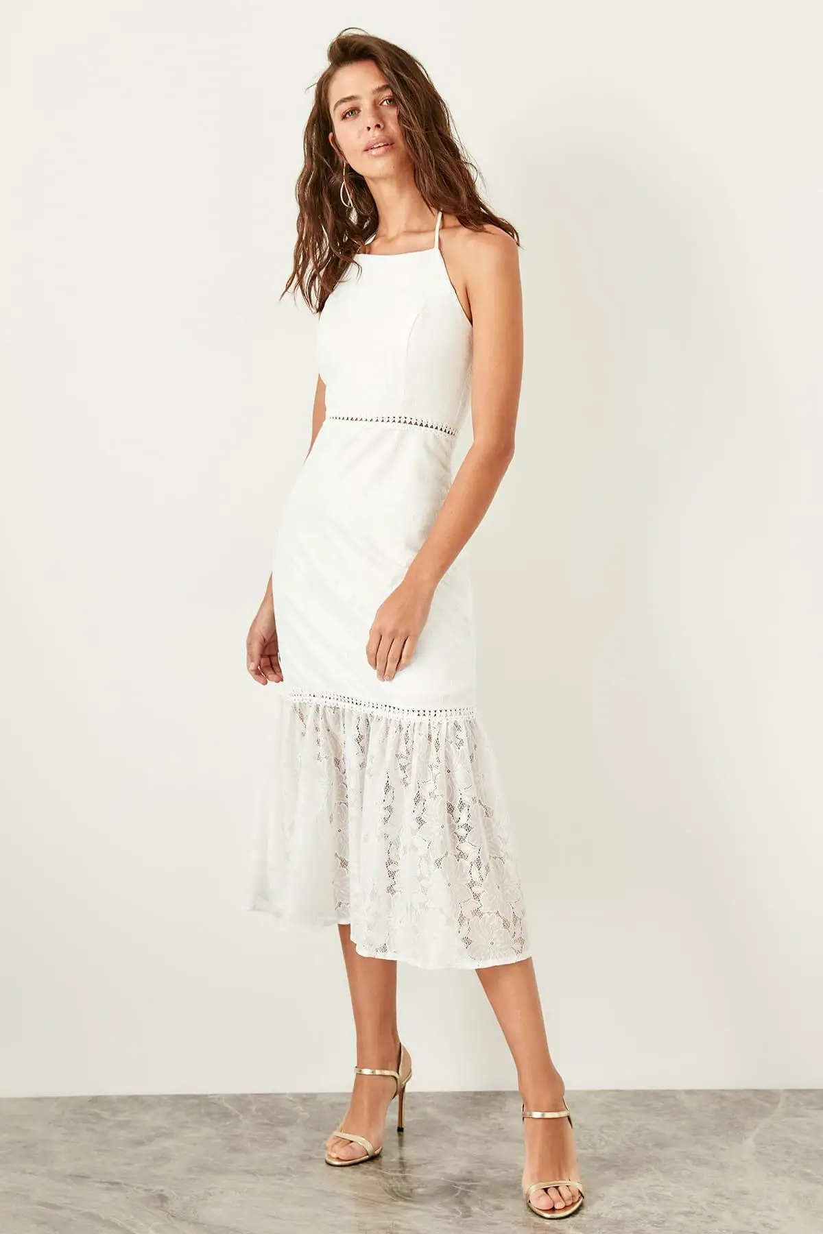 Trendyol экрю с кружевной отделкой TPRSS19BB0300|Женские платья| |