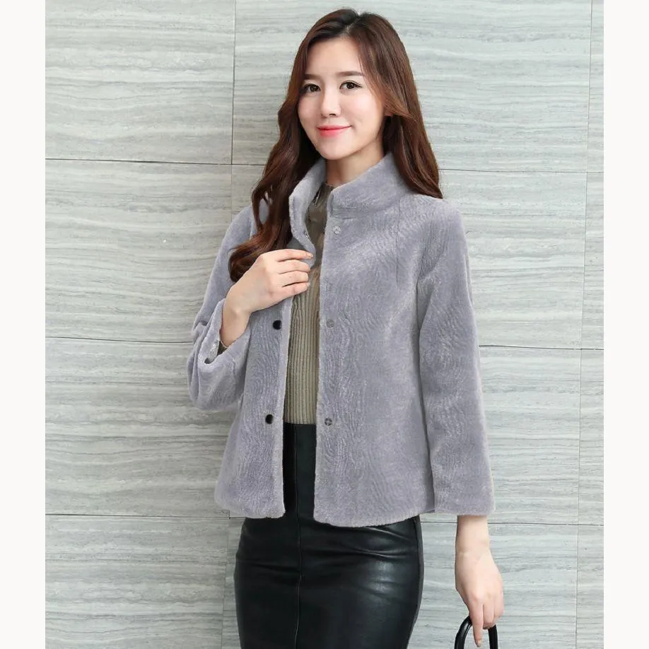 Женское короткое пальто из искусственного меха толстое теплое с длинным рукавом