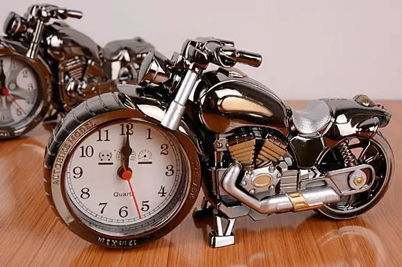 Музыкальная шкатулка с четырьмя мотоциклами обновленные обновления подарок на