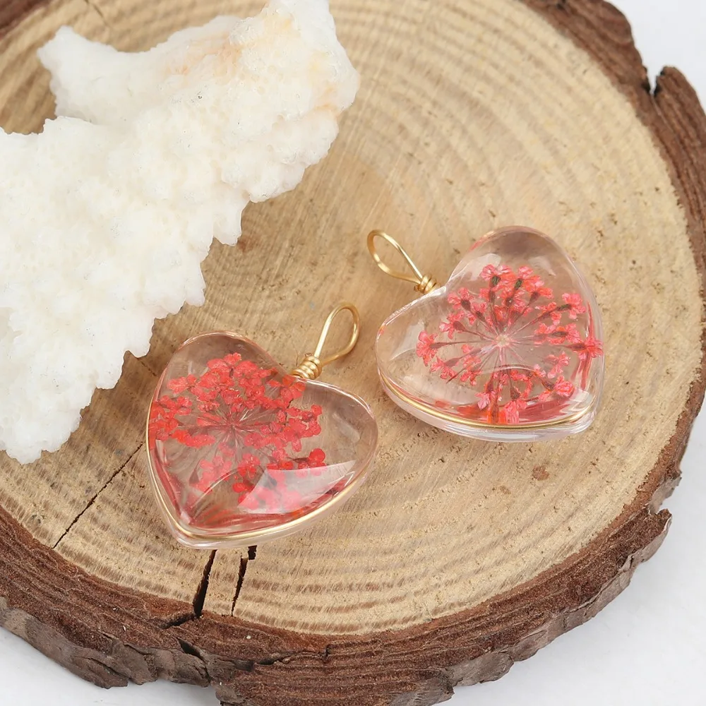 DoreenBeads стеклянный и сушеный цветок Подвески кулон сердце розовый Красочный