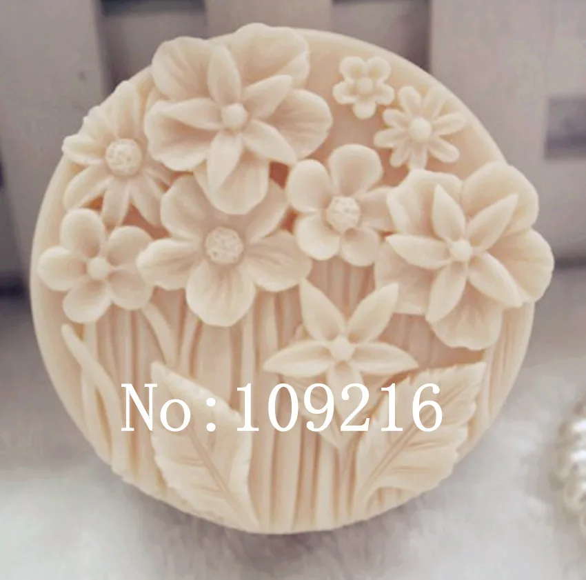 

wholesale!!1pcs Small Flowers (zx68) Silicone Handmade Soap Mold Crafts DIY Mould