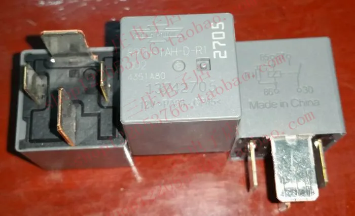 

897H-1AH-D-R1 13742705 12V-PA66-GF45 V7-1A-12V-70A