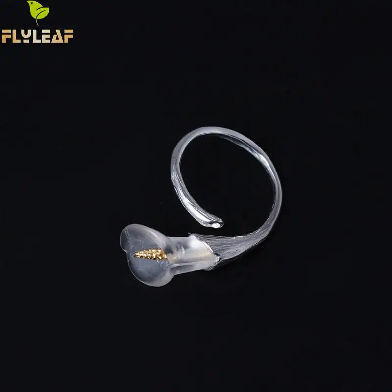 Кольцо женское из серебра 925 пробы с кристаллами | Украшения и аксессуары