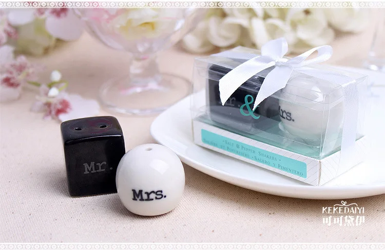 

DHL Freeshipping 100pcs=50 set Mr & Mrs Ceramic Salt and Pepper Shakers Event Party Favors wedding favor and wedding gift