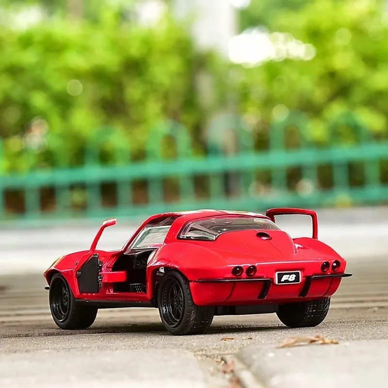 Jada 1:32 Масштаб красный Chevrolet Corvette металлический сплав гоночный автомобиль литой