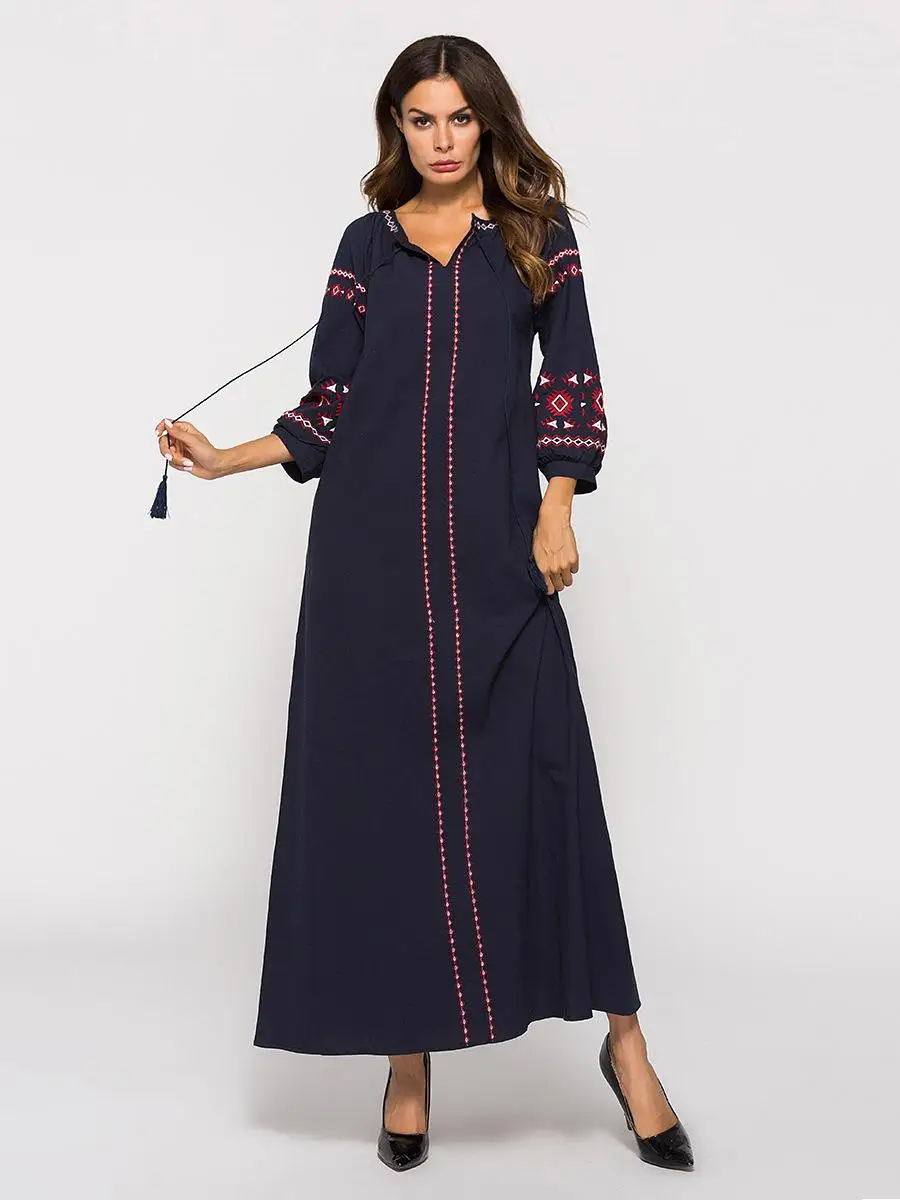 Muslim Women Ethnic Long Dress Embroidery Tassel Maxi Kaftan Arab Party Robe Gown Ukrainian Islamic Clothing Long Sleeve Fashion