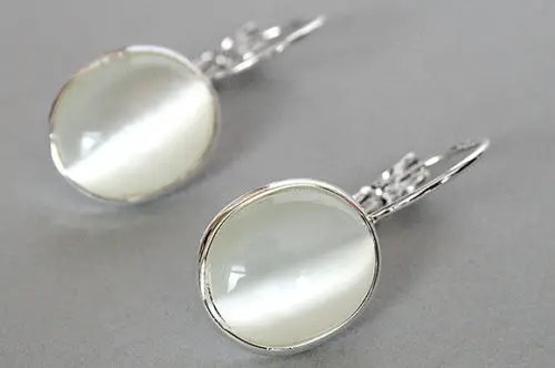 

Женские серьги с опалом 1 925 дюйма, из серебра 1/1 пробы