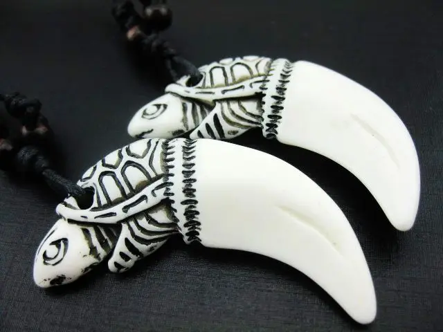

12 pcs Imitation White Tribal Bone Powder Resin Carving Necklace