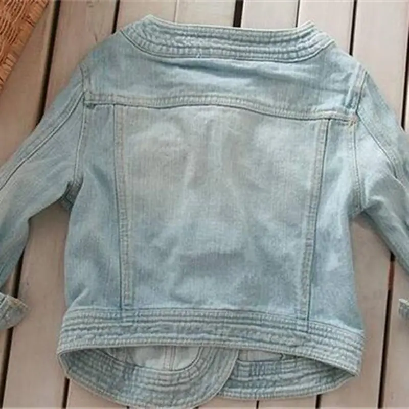 

2020 New Women Denim Jackets Outwear Jeans Coat Classical Jackets Women Fashion Jeans Coats Rivets Female Coat JK246