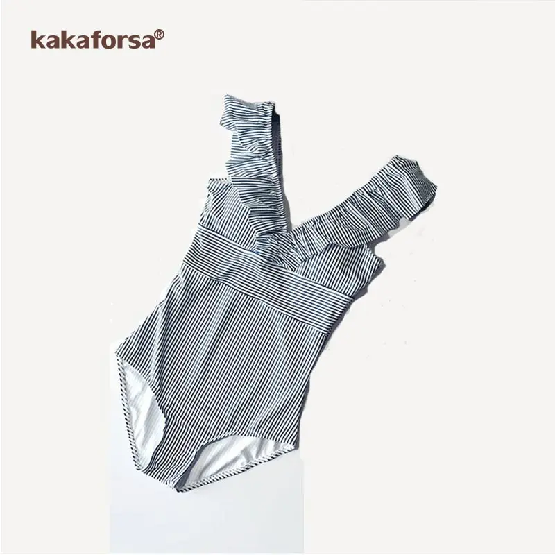Женский слитный купальник в полоску Kakaforsa с рюшами и эффектом пуш ап монокини