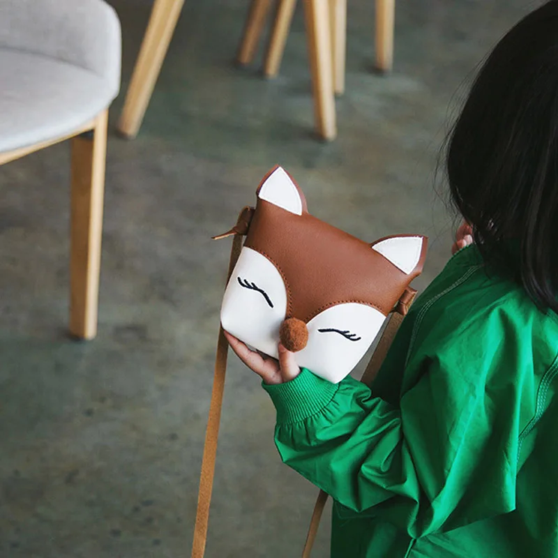 Детская сумка модная трендовая на плечо для девочек мессенджер с милыми