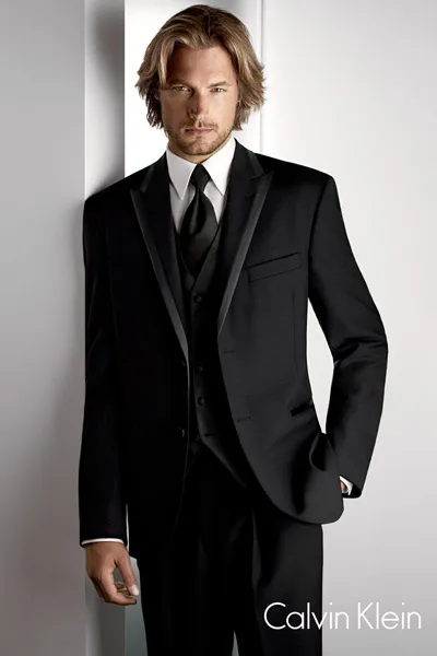 

2015 Black Wedding Suits Peaked Lapel Mens Suits Slim Fit Grooms Tuxedos Three Pieces Groomsmen Suit ( jacket+Pants+vest+tie)