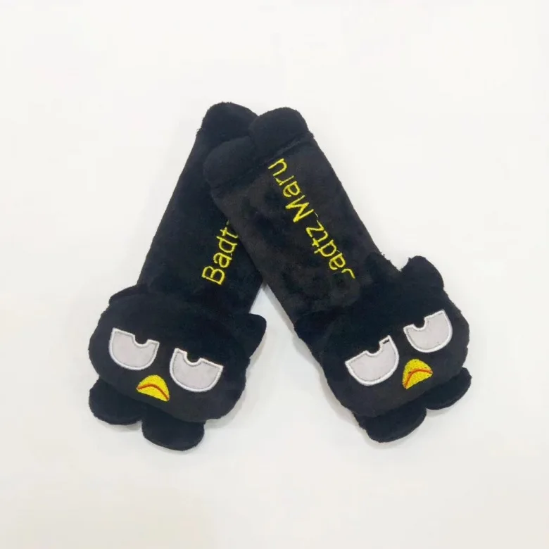 black 1 пара 20 см мультфильм анпанмен стежка Марио Дораэмон автомобиль плюшевое покрытие ремня безопасности наплечный коврик автомобиль игрушка оптом - Цвет: black