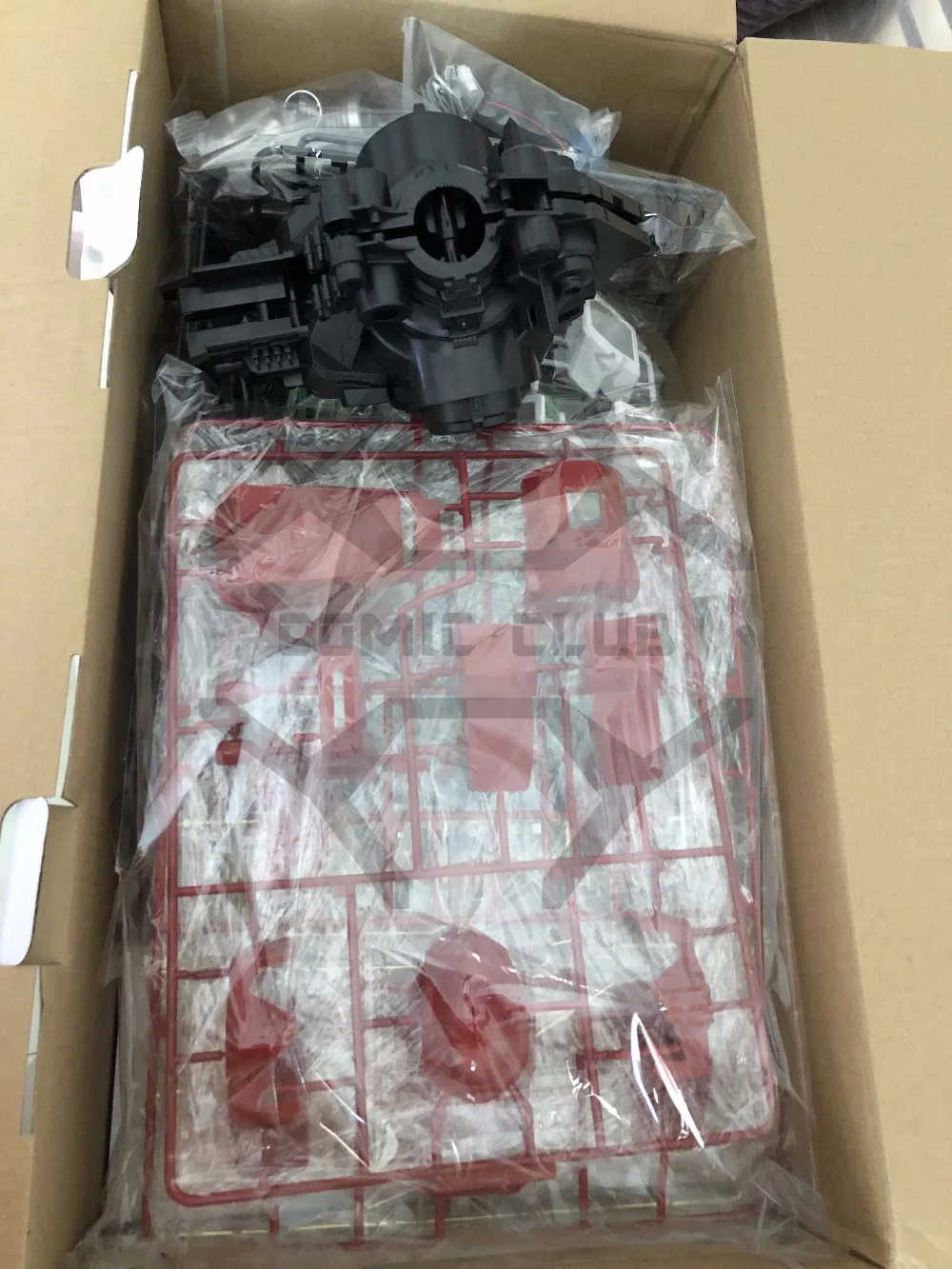 Comic Club 1/35 YIHUI бюст голова SINANJU Gundam Сборная модель содержит светодиодный светильник фигурка игрушка