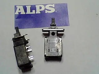 

Японский выключатель электропитания ALPS KV3 128A250V с замком