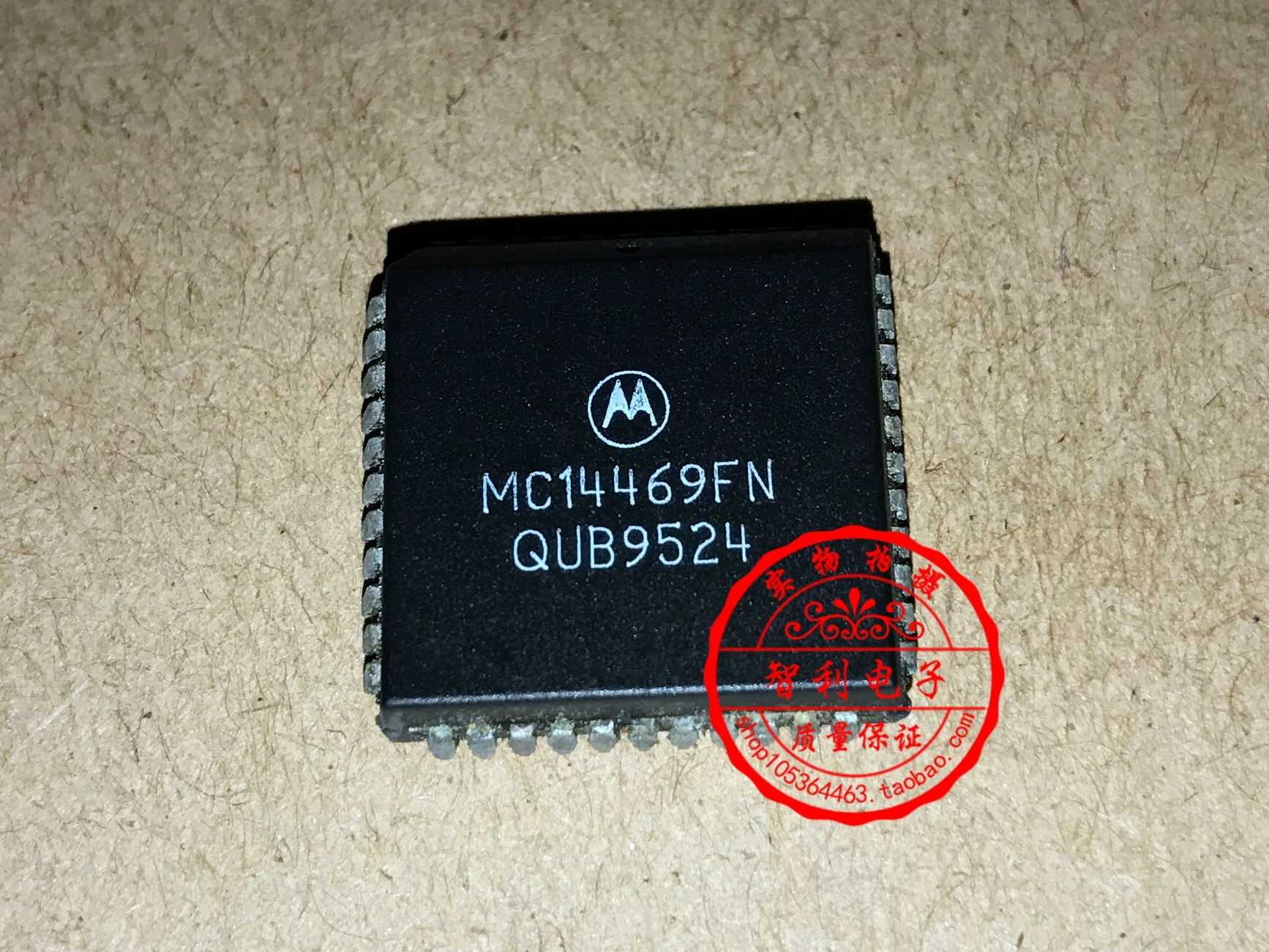 

FreeShipping MC14469FN IC chip PLCC