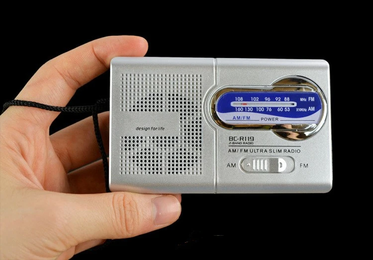 Совершенно новый портативный мини радиоприемник R119 с двухдиапазонным FM/AM
