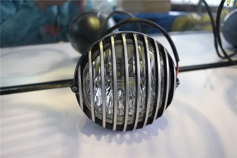 Черный винтажный старинный стиль чоппер мотоцикл поплавок светильник уличная