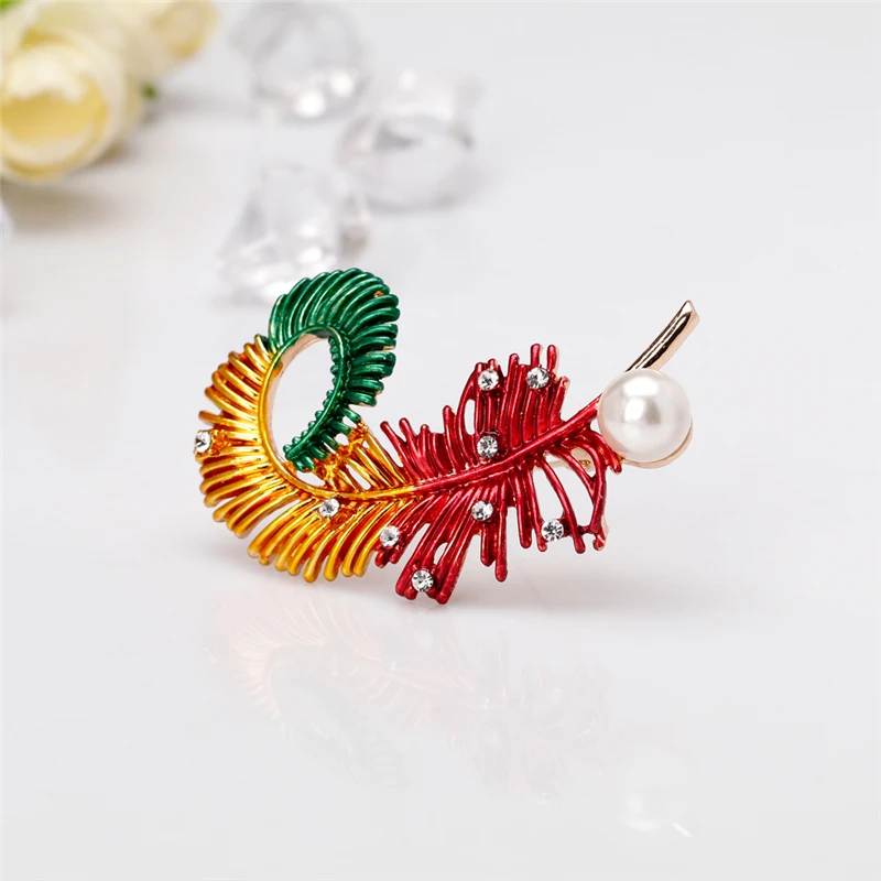 Элегантная Брошь с жемчугом и перьями металлические булавки для украшения брошь