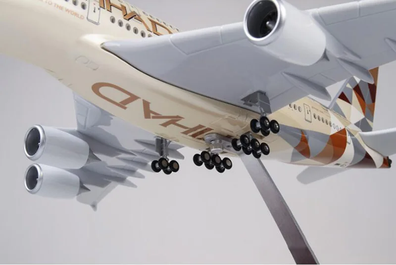 50,5 см 1/160 масштаб самолет Airbus A380 ETIHAD авиакомпания Модель W светильник и колеса литой пластик Смола самолет для сбора подарков