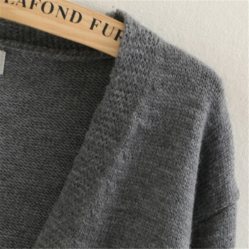 Фото Spring New Large Size Women Sweater Coat 2019 Autumn Winter Medium Long Loose Wild Cardigan Slim Fashion Knitwear Female Vs460 Spring New Large Size Women Sweater Coat 2019 Autumn Winter Medium Long Loose Wild Cardigan Slim Fashion Knitwear Female Vs460