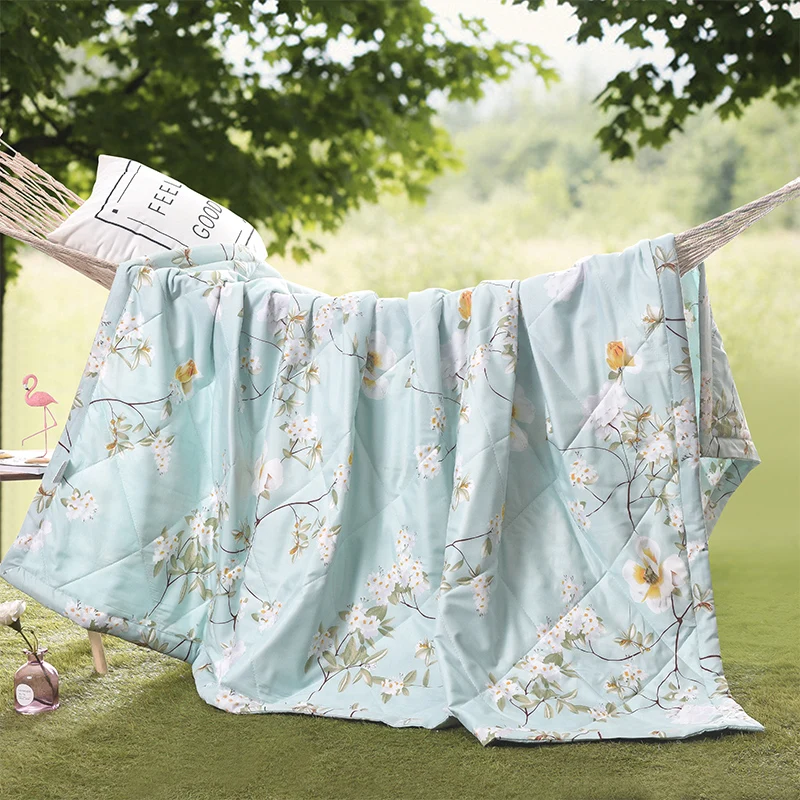 

150x200cm New Summer air-conditioning Quilt Summer quilts Cover adult single printed washable bed home use wholesale FG851