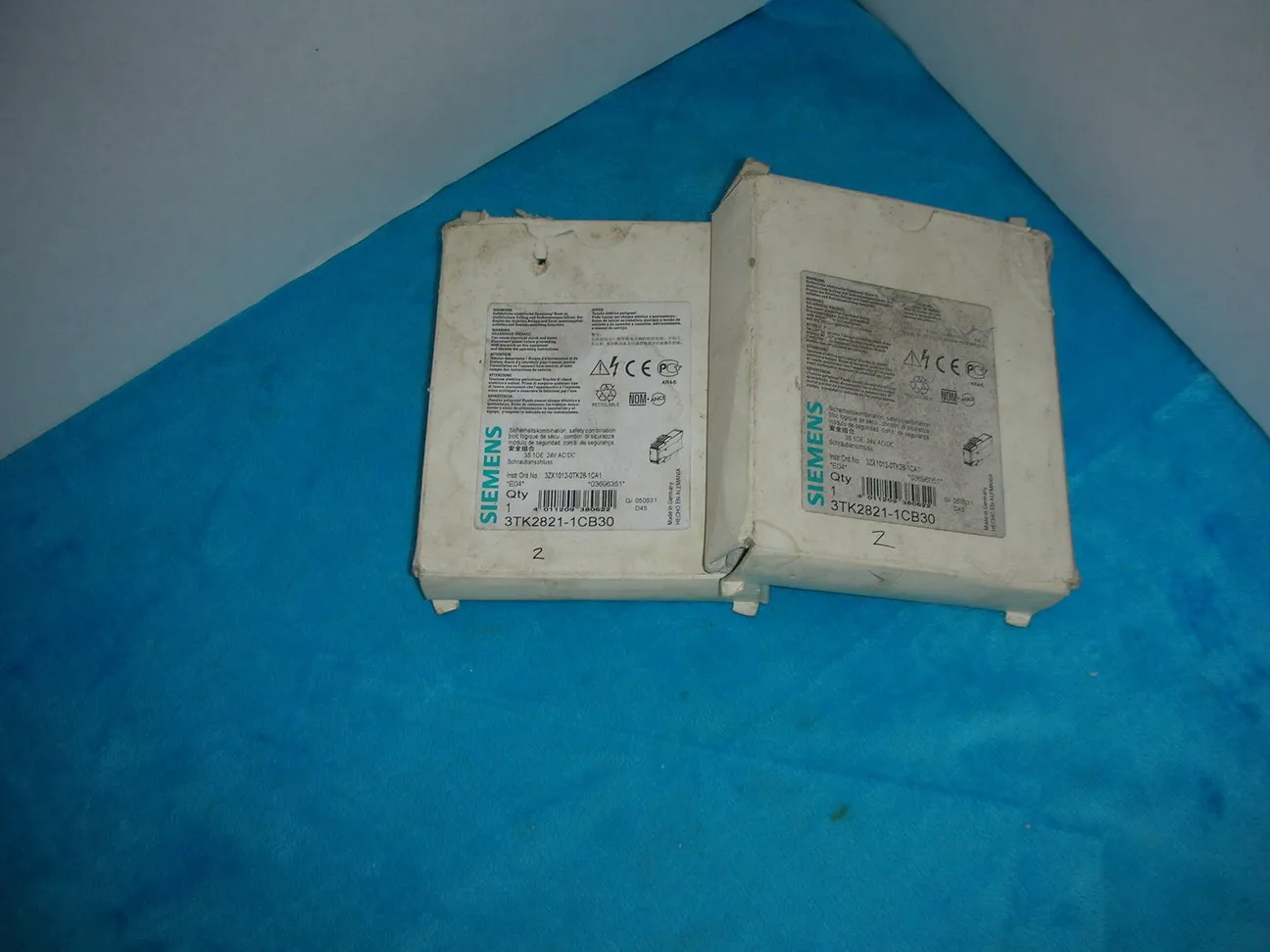 

Genuine new safety relay 3TK2821-1CB30