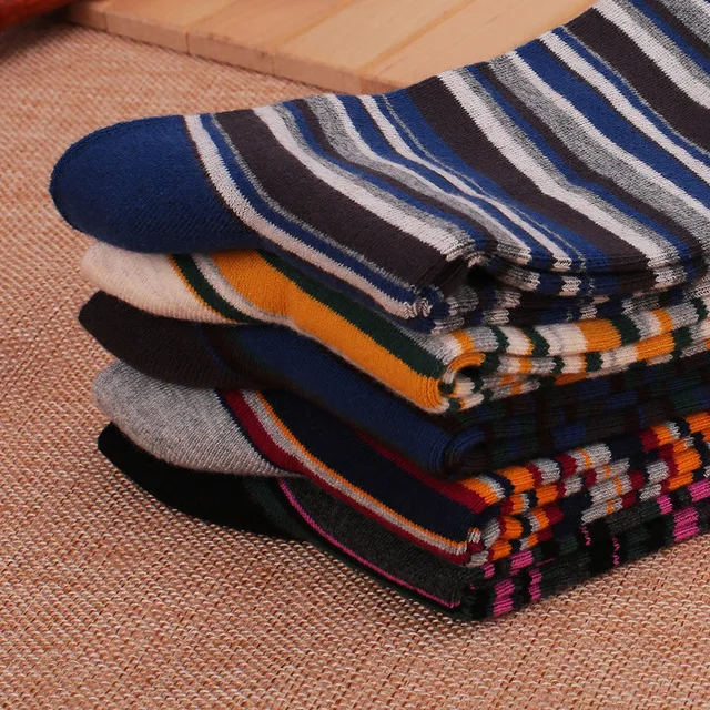 Увеличивающие рост длинные носки в полоску из чистого хлопка сезон осень зима