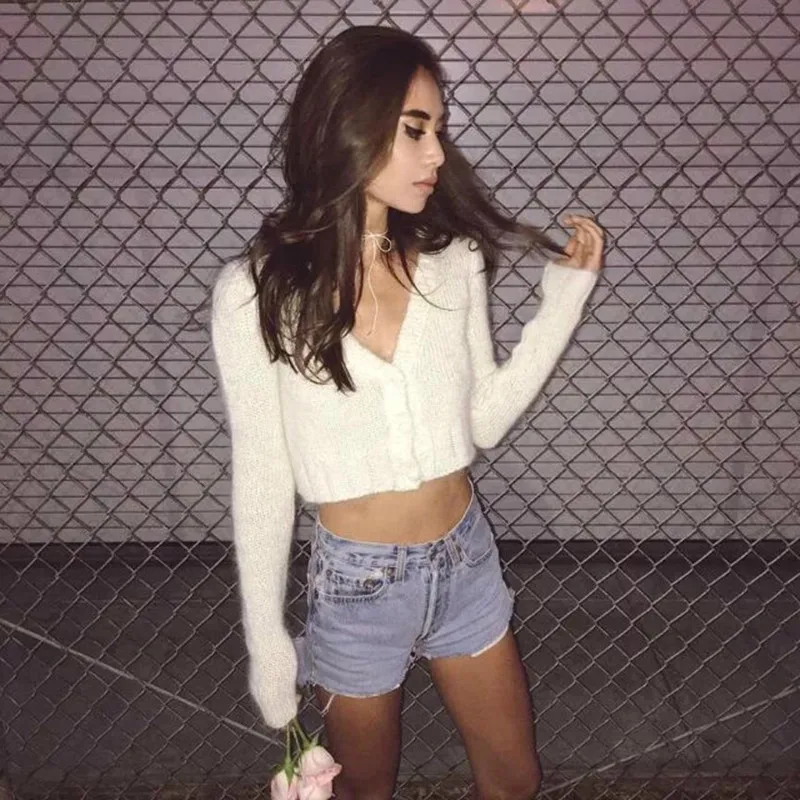 autumn and winter sexy V-neck knit buttonigan sweater pure white fashion short Crochet Knit Sweater Coat Female leisure Tops |