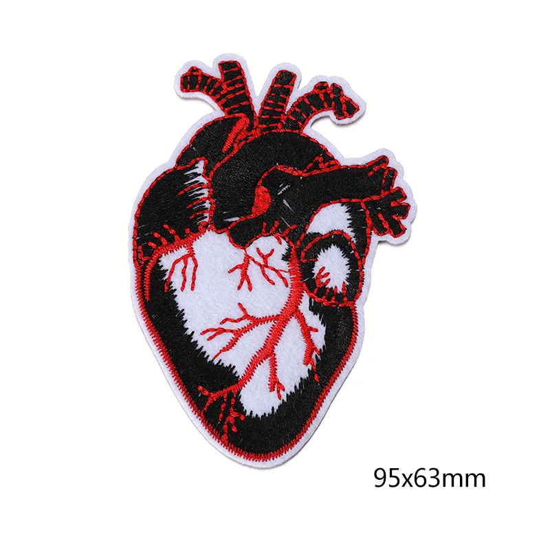 Нашивка с вышивкой в виде сердца для одежды панк мотив железные нашивки значок