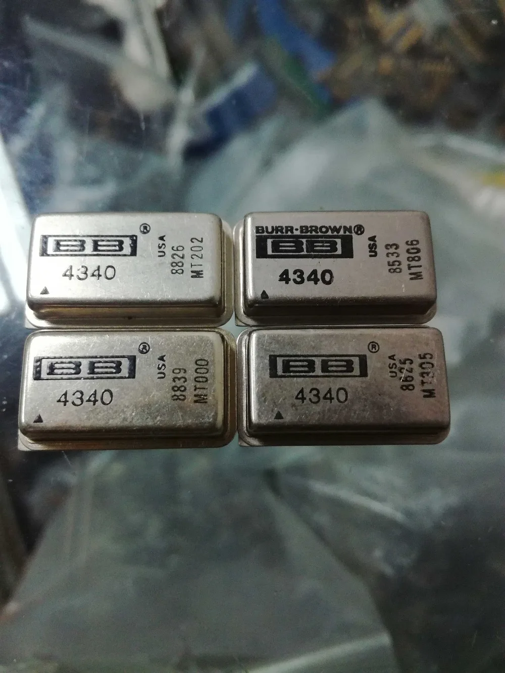 Оригинальные импортные фотообои HB04U12S12Q 14094 0004 BE40A20IE BB4340 4340 фотосессия| |