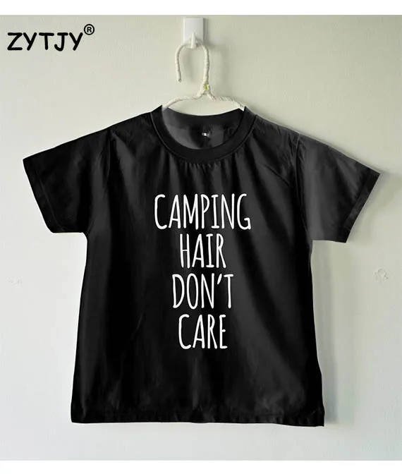 

Детская футболка для кемпинга с надписью «don't care»