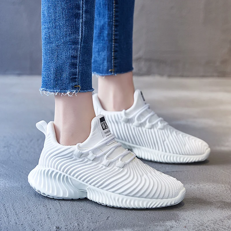

2019 hot new spring and autumn style woman shoes Wave pattern Mesh Breathable Versatile Women's Shoes Casual Shoes