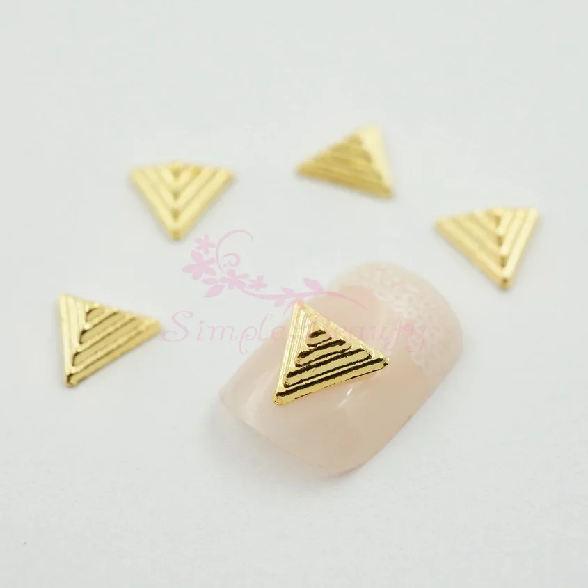 100 шт./лот Пирамида дизайн позолоченный металлический сплав Подвески Ювелирных