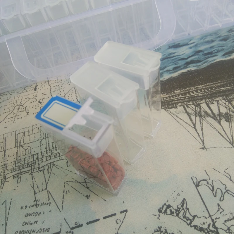 

new 64 lattice transparent plastic storage box jewelry Drill Storage Box Diamond embroidery Accessories diamond painting tool