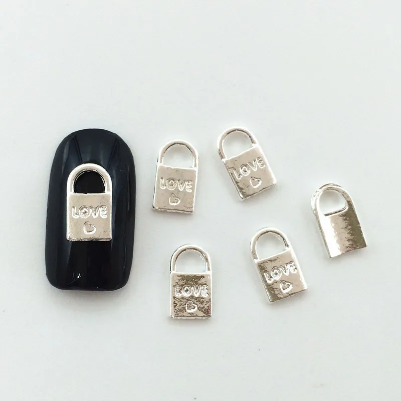 

100pcs New Japanese metal jewelry antique key lock LOVE nail polish nail polish patch